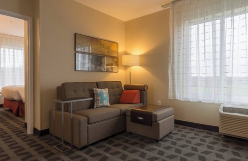 Bayberry Hotel | TownePlace Suites by Marriott Syracuse Liverpool