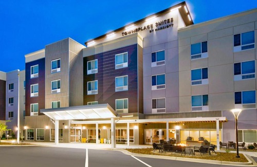 Asheville Hotel | TownePlace Suites by Marriott Asheville West
