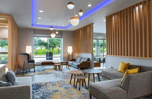 The Fountains Hotel | TownePlace Suites by Marriott Stafford Sugar Land