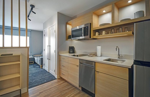 North Westport Hotel | TownePlace Suites by Marriott Westport