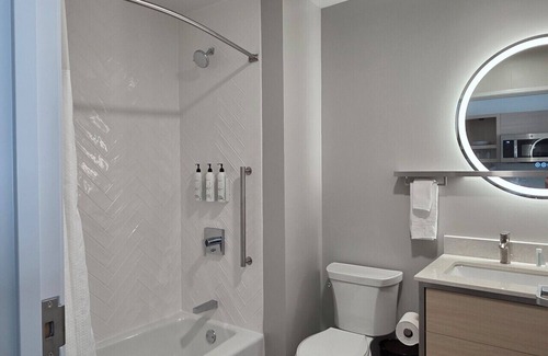 Girard Hotel | Towneplace Suites By Marriott Youngstown North