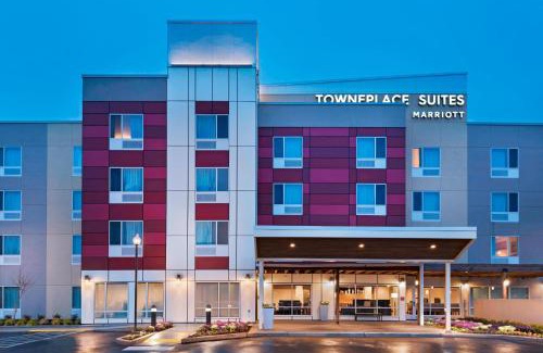 Fort Lewis Hotel | TownePlace Suites by Marriott Tacoma Lakewood