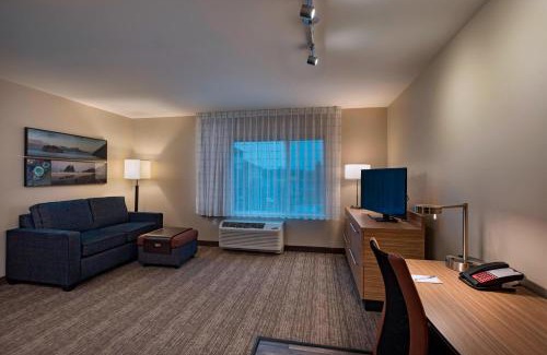 Fort Lewis Hotel | TownePlace Suites by Marriott Tacoma Lakewood