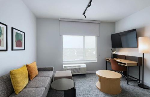 Tomball Hotel | TownePlace Suites by Marriott Houston Tomball
