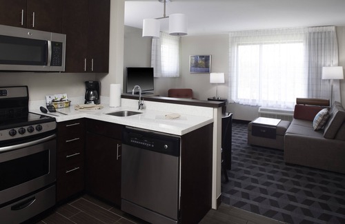 Canton Hotel | TownePlace Suites by Marriott Detroit Canton