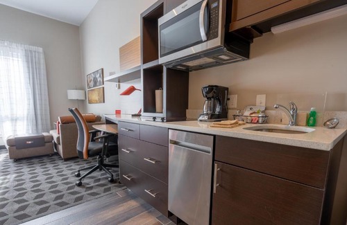 Clinton Hotel | TownePlace Suites by Marriott Clinton