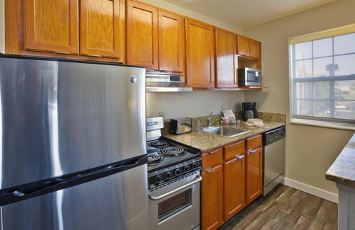 Dearborn Hotel | TownePlace Suites by Marriott Detroit Dearborn