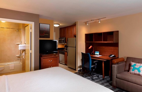 Houston Hotel | TownePlace Suites by Marriott Houston Intercontinental Arpt