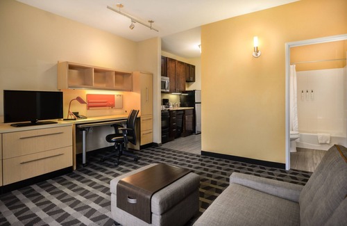 Westchase Hotel | Towneplace Suites by Marriott Houston Westchase