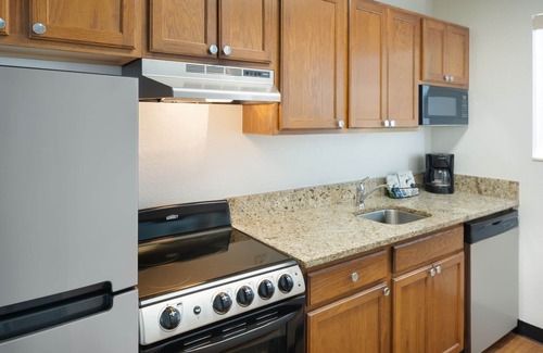 Orlando Hotel | TownePlace Suites by Marriott Orlando East/UCF Area