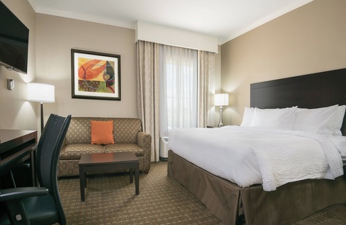 Seguin Hotel | TownePlace Suites by Marriott Seguin