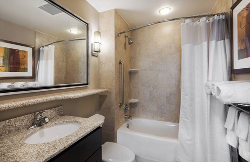 Seguin Hotel | TownePlace Suites by Marriott Seguin