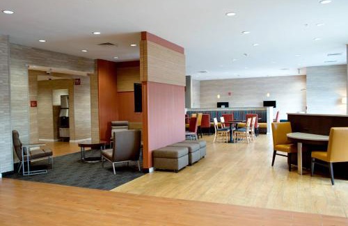 Ames Hotel | TownePlace Suites by Marriott Ames