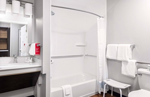 Legacy Park Hotel | TownePlace Suites by Marriott Dallas Plano/Legacy