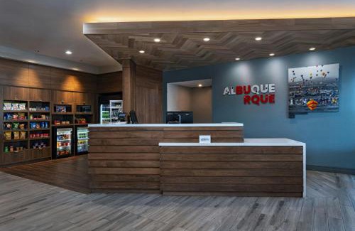 Uptown Hotel | TownePlace Suites by Marriott Albuquerque Uptown