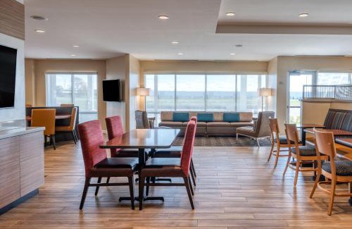 West Newton Hotel | TownePlace Suites by Marriott Indianapolis Airport