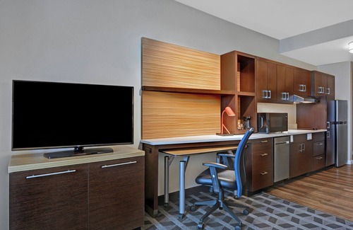 Golden Glades - The Woods Hotel | TownePlace Suites by Marriott Jacksonville East