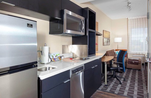 West San Antonio Hotel | TownePlace Suites by Marriott San Antonio Westover Hills