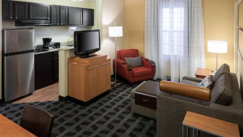 North Arlington Hotel | TownePlace Suites Dallas Arlington North