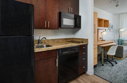 Garden City Hotel | TownePlace Suites Garden City