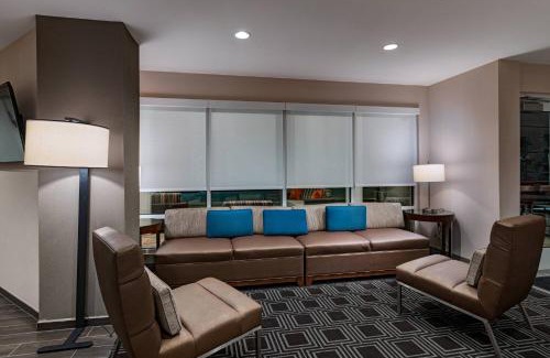 Forest Crest Hotel | TownePlace Suites San Antonio Northwest at The RIM