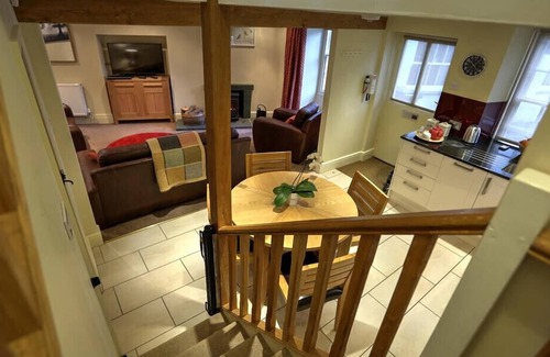 Elterwater Cottage | TOWNFOOT COTTAGE, pet friendly, with open fire in Langdale