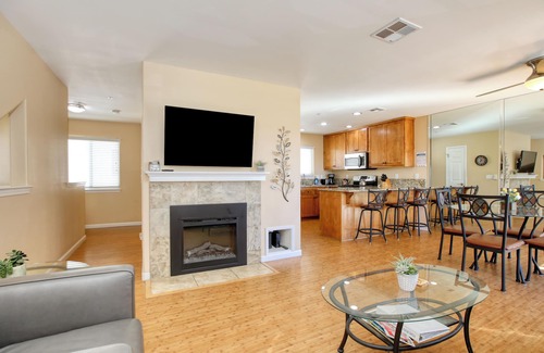 Downtown House | Townhome 1 Block Off the Sand in Downtown Pismo