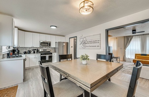Hartford House | Townhome 1 Mi to Colt Park & Industrial District!