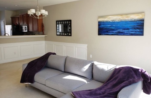 Decatur House | Townhome w/3 Bedrooms.great for families.close to everything in Atlanta!