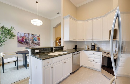 Gainesville House | Townhome w/Patio < 5 Mi to UF Campus!