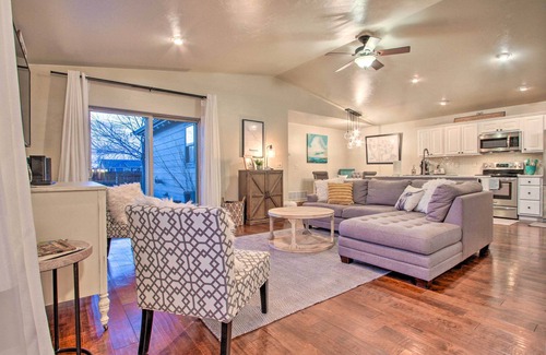 Four Corners House | Townhome w/Private Hot Tub, 8 Mi to Downtown