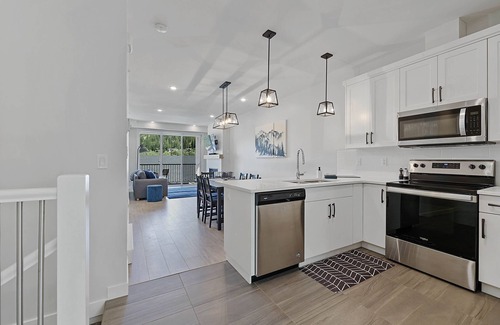 Sun Peaks House | Townhome with Garage, 3 Bedrooms and Hot Tub