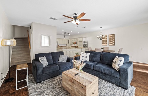 Weatherford House | Townhome with private elevator minutes from Downtown Weatherford
