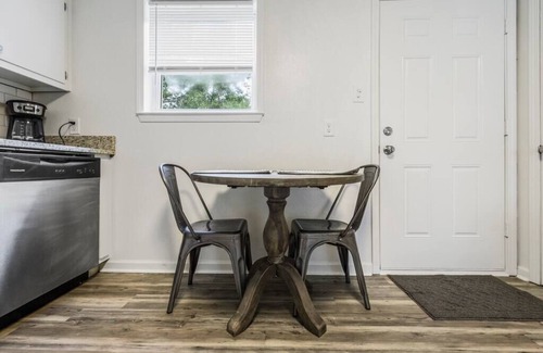 Grand Bay Apartment | Townhomes Near the Bay - #3