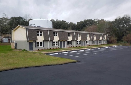 Grand Bay Apartment | Townhomes near the Bay - #4