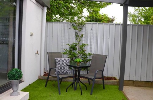 Myrtleford House | Townhouse 2 - 16 King Street