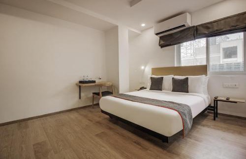 Ameerpet Hotel | Townhouse 359 Begumpet Near Hyderabad Central