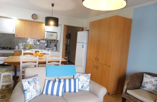 Cabeco da Ponta Condo | Townhouse, 5 Minutes from Lagoa Beach, free Wi-Fi