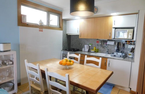 Cabeco da Ponta Condo | Townhouse, 5 Minutes from Lagoa Beach, free Wi-Fi