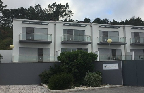 Salir do Porto House | Townhouse 6 pers. with communal swimming pool near the sea