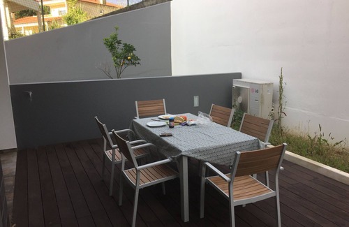 Salir do Porto House | Townhouse 6 pers. with communal swimming pool near the sea