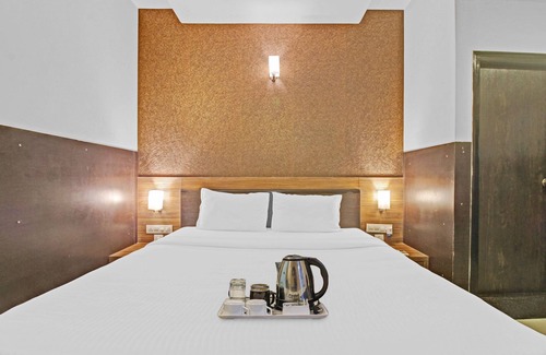 HITEC City Hotel | Townhouse 692 Hotel Nera Regency