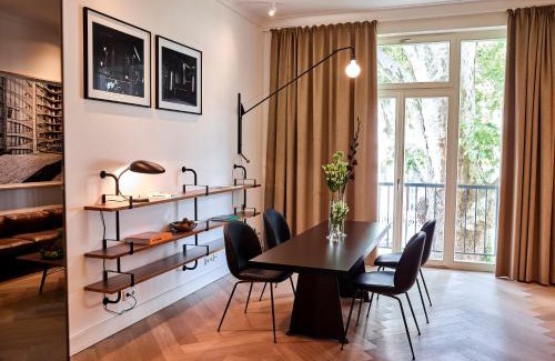 Altstadt-Nord Villa | Townhouse by THE QVEST