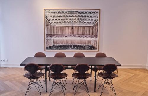 Altstadt-Nord Villa | Townhouse by THE QVEST