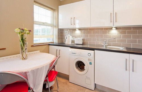 Killester House | Townhouse Clontarf near Sea and City