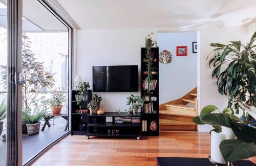 Cremorne Apartment | Townhouse close to Tennis & MCG with free parking