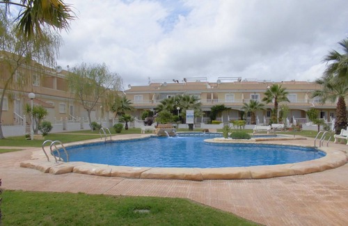Los Alcazares House | Townhouse El Divino, 3 A/C, 5G Wifi. 10min to beach/facilities. 2 lovely pools.