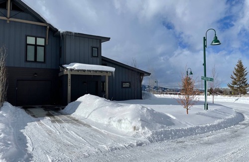 Victor House | Townhouse end unit in Victor, ID - in the beautiful Teton Valley.