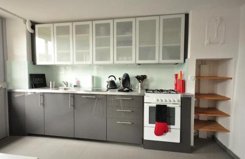 Central Interlaken Apartment | Townhouse II Sleeps 12 guests Central