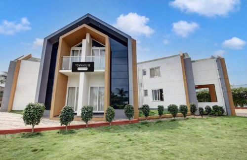 Kyarkoppa Hotel | Townhouse IIT Dharwad